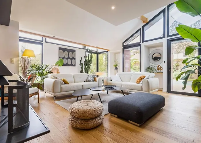 Maison Spacieuse Avec Piscine Chauffee, Animaux Admis - Fr-1-306-1314 Nozay