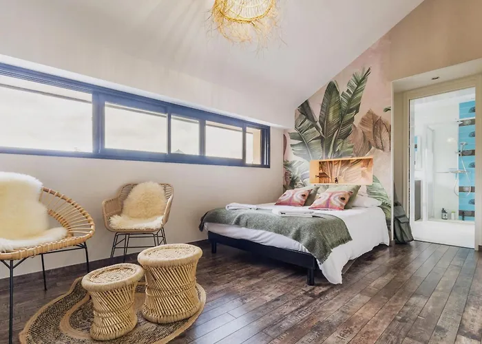 Maison Spacieuse Avec Piscine Chauffee, Animaux Admis - Fr-1-306-1314 別荘 Nozay